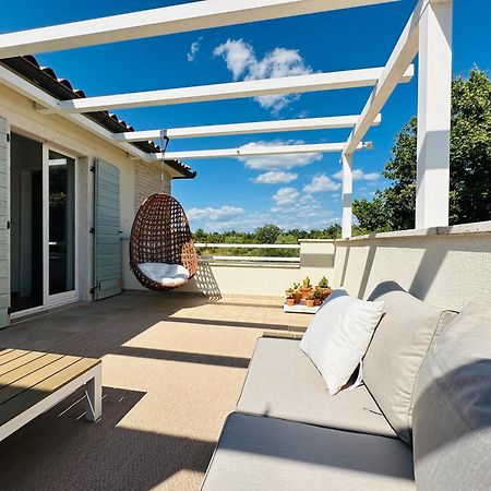 Luxury Villa In Istria - 9,000 Sqm Private Estate With Pool & Sauna, 15 Min To Sea, Near Fazana, 3 Bedrooms Jursici Екстер'єр фото