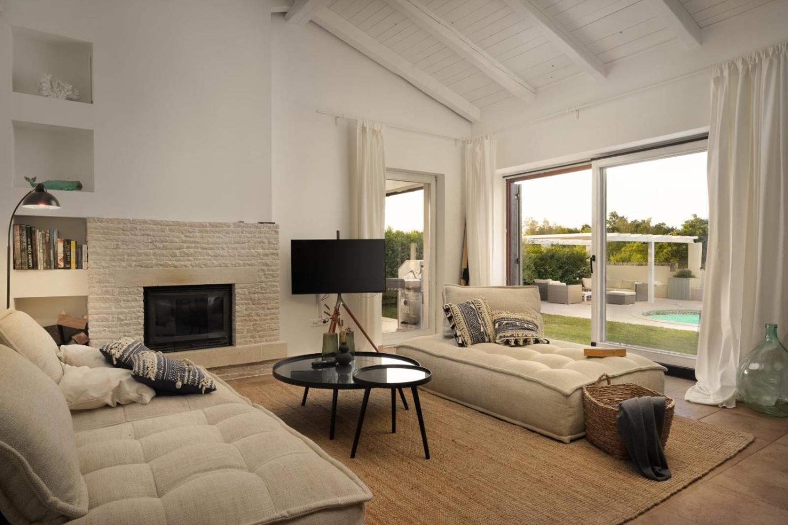 Luxury Villa In Istria - 9,000 Sqm Private Estate With Pool & Sauna, 15 Min To Sea, Near Fazana, 3 Bedrooms Jursici Екстер'єр фото