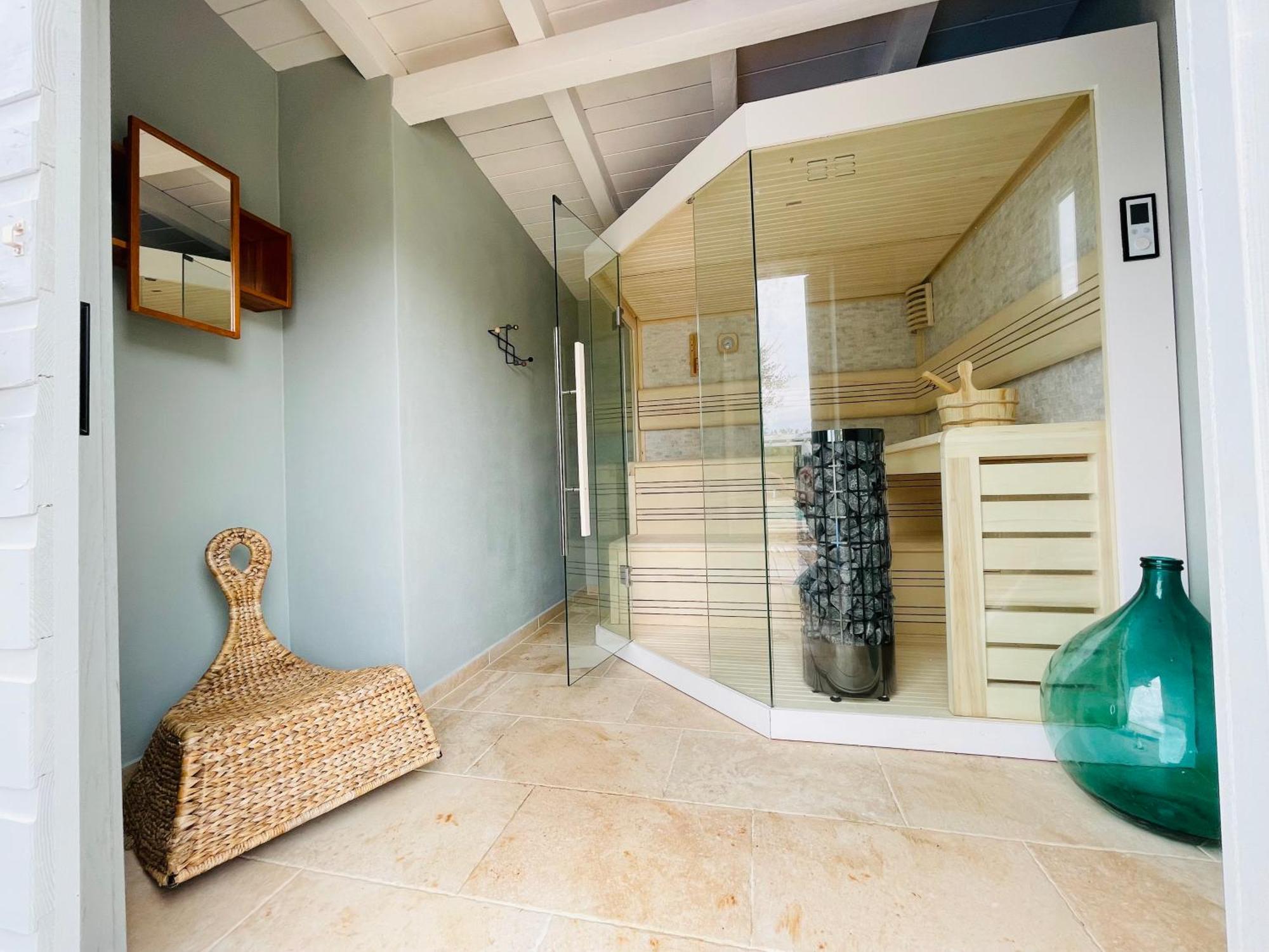 Luxury Villa In Istria - 9,000 Sqm Private Estate With Pool & Sauna, 15 Min To Sea, Near Fazana, 3 Bedrooms Jursici Екстер'єр фото